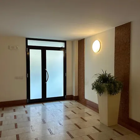 Rhofiera Sansiro Viale Certosa Area Appartamento